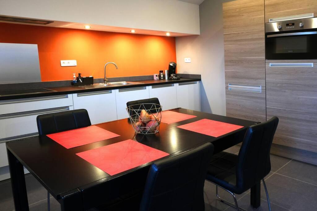 Gingelom Hasbania Vakantiewoning מראה חיצוני תמונה